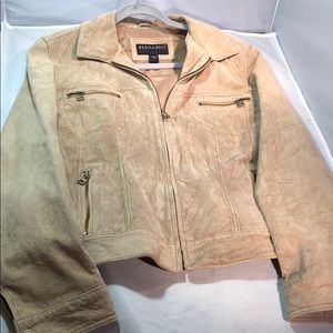 Women’s XL Brown Bernardo Leather Jacket.